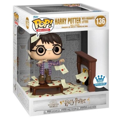 Figura POP Deluxe Harry Potter Anniversary Harry Potter with Hogwarts Letters Exclusive